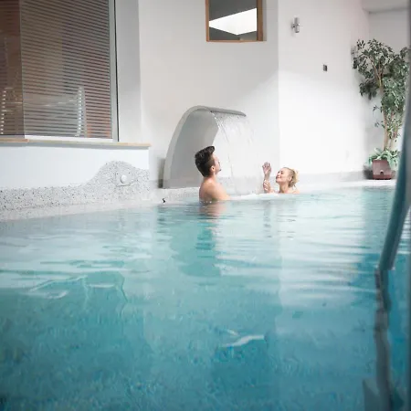 Caminetto Hotel 3*